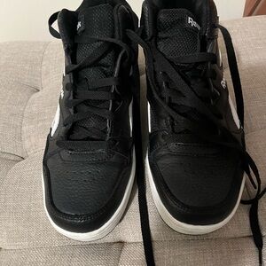 Reebok Men's Black and White Sneakers